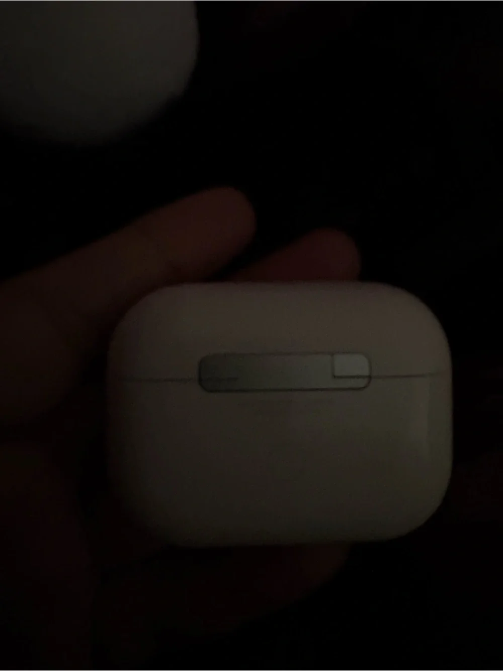 Apple AirPods 3 noise cancellation